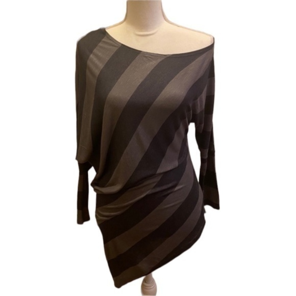 Striped top - Picture 1 of 3